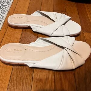 Cole Haan Women's Cream/White Leather Sandal Wood Sole